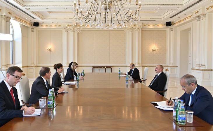 Prezident İlham Əliyev ABŞ dövlət katibinin enerji diplomatiyası üzrə müavininin müşavirini qəbul edib