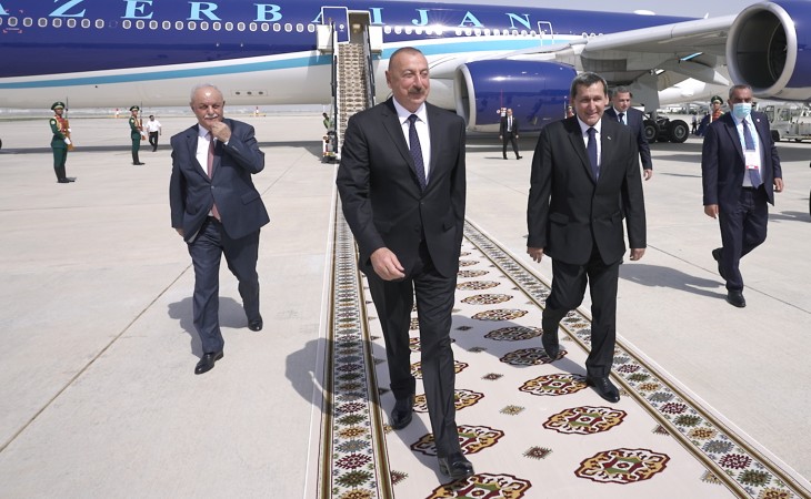 President Ilham Aliyev arrived in Turkmenistan for visit