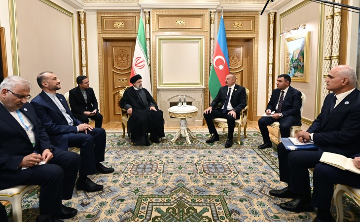 President Ilham Aliyev met with President of Iran Seyyed Ebrahim Raisi in Ashgabat