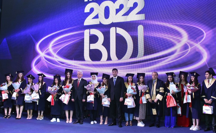 Bakı Dövlət Universiteti təntənəli “Məzun günü” keçirib