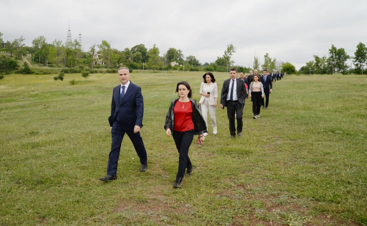Türk Dövlətləri Təşkilatına üzv və müşahidəçi ölkələrin beyin mərkəzlərinin nümayəndələri Şuşanın görməli yerləri ilə tanış olublar