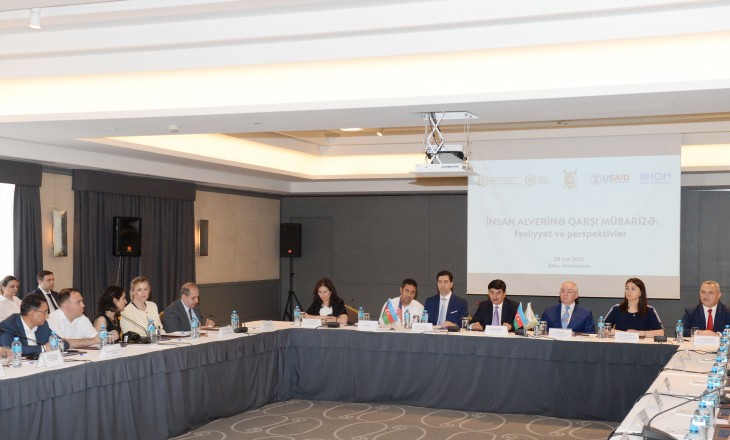 İnsan alverinə qarşı mübarizə günü ilə bağlı dəyirmi masa təşkil olunub