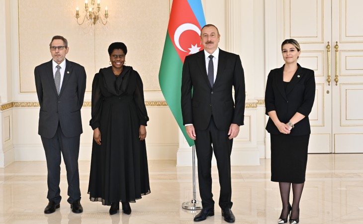 President Ilham Aliyev accepted credentials of incoming ambassador of South African Republic