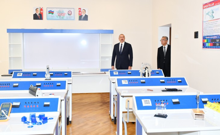 President Ilham Aliyev viewed conditions created at secondary school No35, a new block of which was built in Nasimi district, Baku