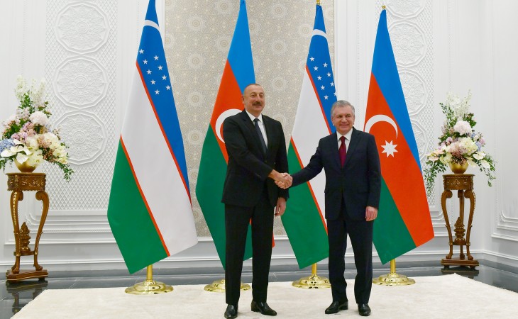 President Ilham Aliyev met with President of Uzbekistan Shavkat Mirziyoyev in Samarkand