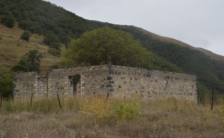 Kəlbəcər rayonunun Orta Qaraçanlı kəndi