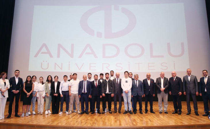 Anadolu Universitetinin Azərbaycan proqramlarının yeni tədris ilinin açılış mərasimi keçirilib