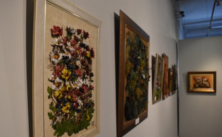 Əməkdar artist Suğra Bağırzadənin fərdi sərgisi açılıb
