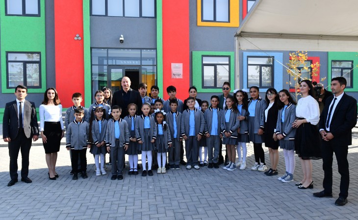 President Ilham Aliyev and First Lady Mehriban Aliyeva met with Aghali village residents