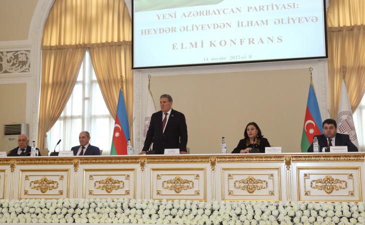 AMEA-da Yeni Azərbaycan Partiyasının yaradılmasının 30 illiyinə həsr edilmiş elmi konfrans keçirilib