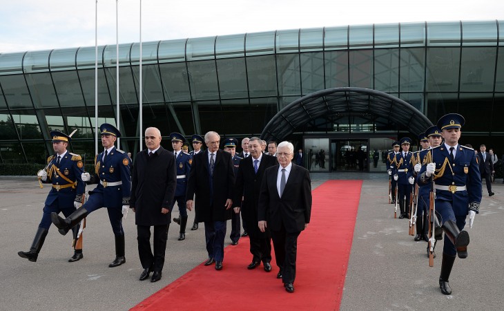 Russian PM arrives in Azerbaijan for visit