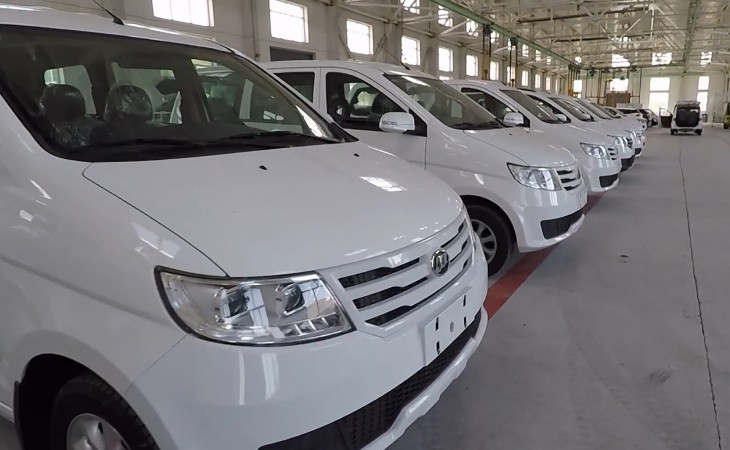 Naxçıvan Avtomobil Zavodunda yeni model avtomobillərin yığımına başlanılıb