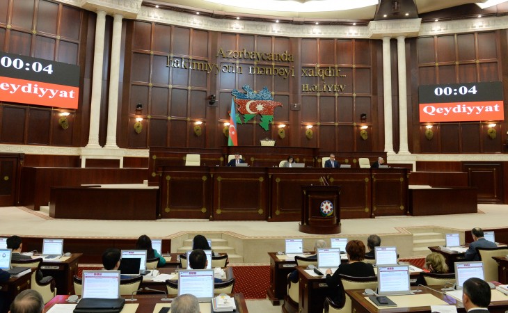 Milli Məclisin payız sessiyasında növbəti plenar iclası keçirilir