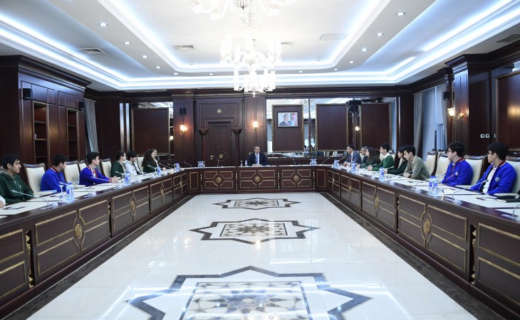 Elm sahəsi üzrə beynəlxalq olimpiadaların qalibləri Milli Məclisdə