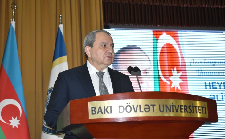Bakı Dövlət Universitetində Ulu Öndərin xatirəsi anılıb