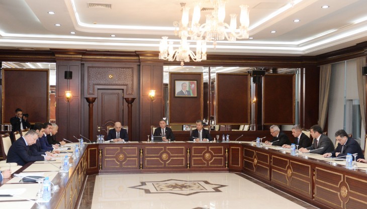 Parlamentin İqtisadi siyasət, sənaye və sahibkarlıq komitəsində 26 məsələ müzakirəyə çıxarılıb