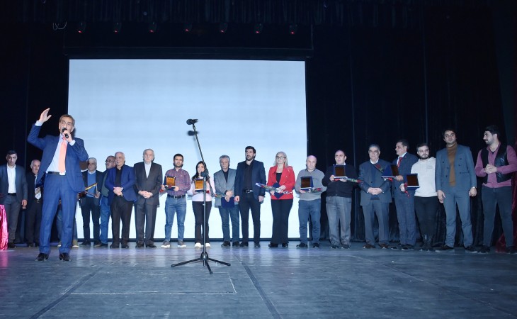 “Milli klassika” festivalının bütün iştirakçıları münsiflər heyətindən razıdır