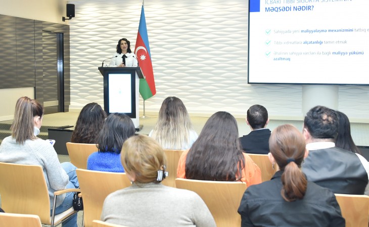 Media və QHT nümayəndələri icbari tibbi sığorta haqqında məlumatlandırılıb