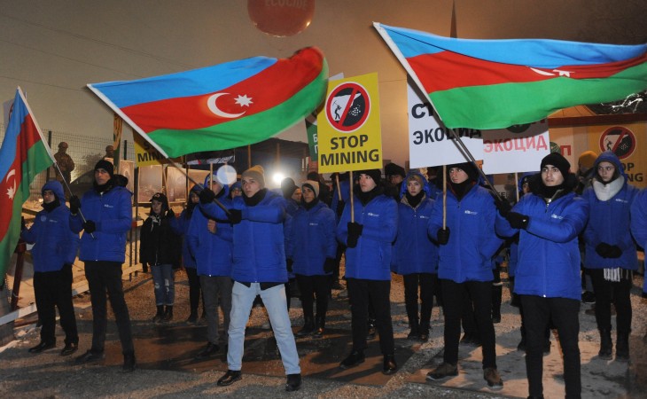 Несмотря на морозную погоду, экоактивисты продолжают протесты
