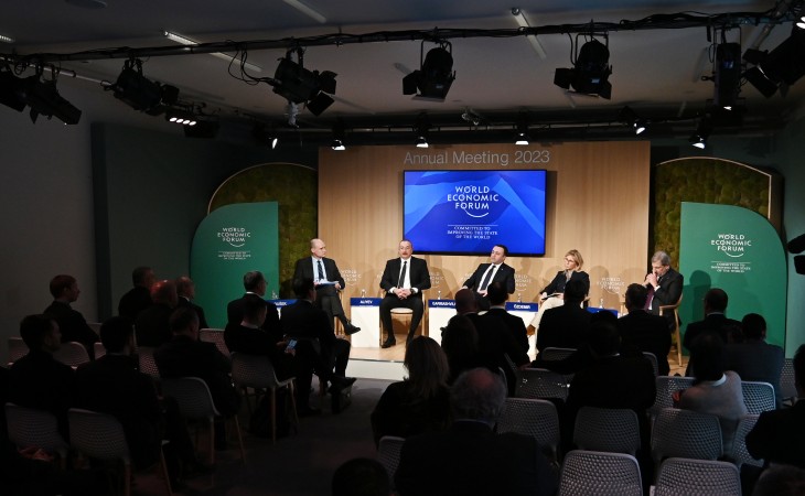 Prezident İlham Əliyev Dünya İqtisadi Forumu çərçivəsində keçirilən panel iclasında iştirak edib