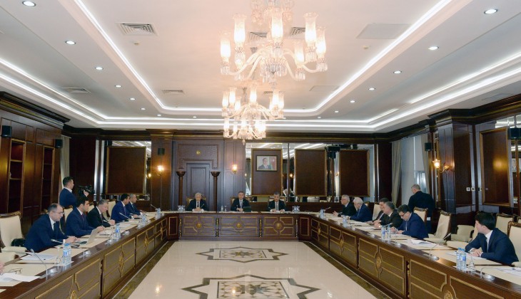 Bir sıra qanun layihəsi parlamentin plenar iclasına tövsiyə edilib