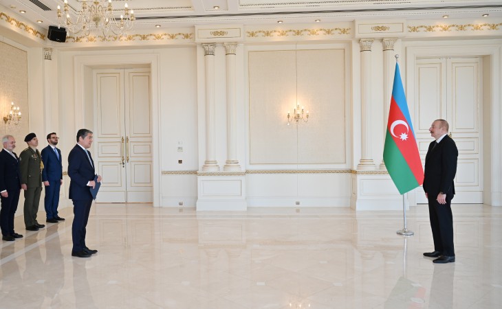 President Ilham Aliyev accepted credentials of incoming ambassador of Greece