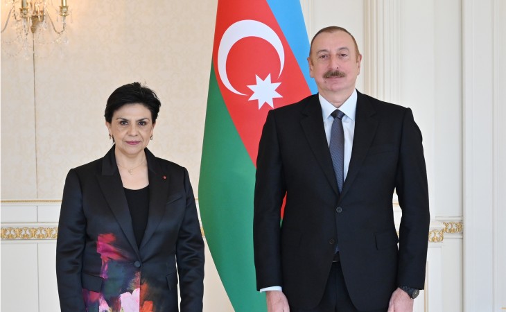 President Ilham Aliyev received credentials of incoming ambassador of Mexico