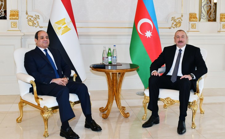 Presidents of Azerbaijan and Egypt held one-on-one meeting