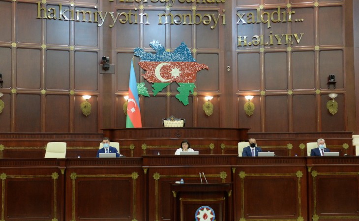 Milli Məclisin növbədənkənar sessiyasının iclası keçirilir