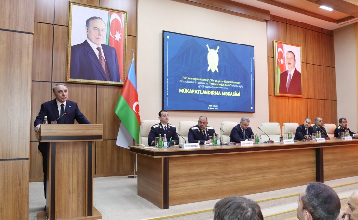 Baş Prokurorluqda müsabiqə qaliblərinə və media qurumlarına mükafatlar təqdim olunub