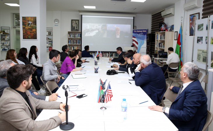 Amerikalı tədqiqatçı: Azərbaycan enerji təhlükəsizliyi sahəsində böyük addımlar atıb