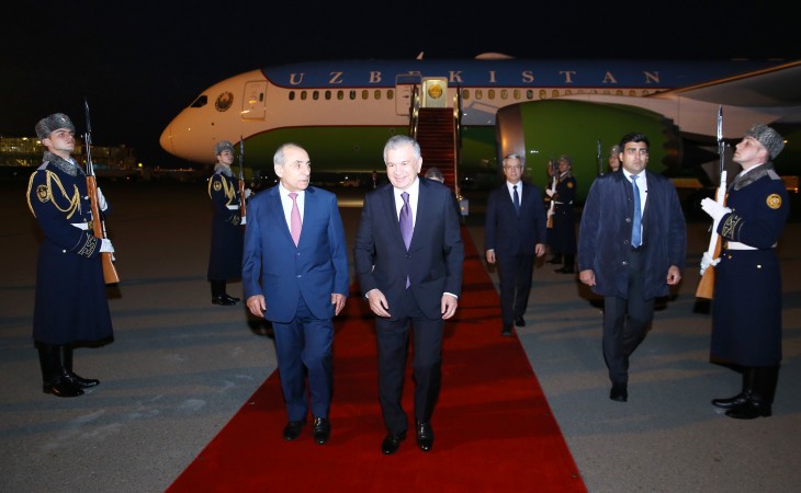 Özbəkistan Prezidenti Şavkat Mirziyoyev Azərbaycana səfərə gəlib