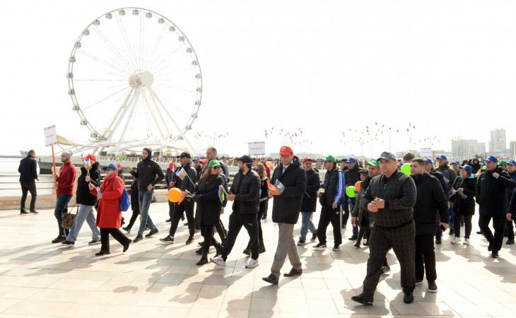 В Баку состоялся спортивный парад