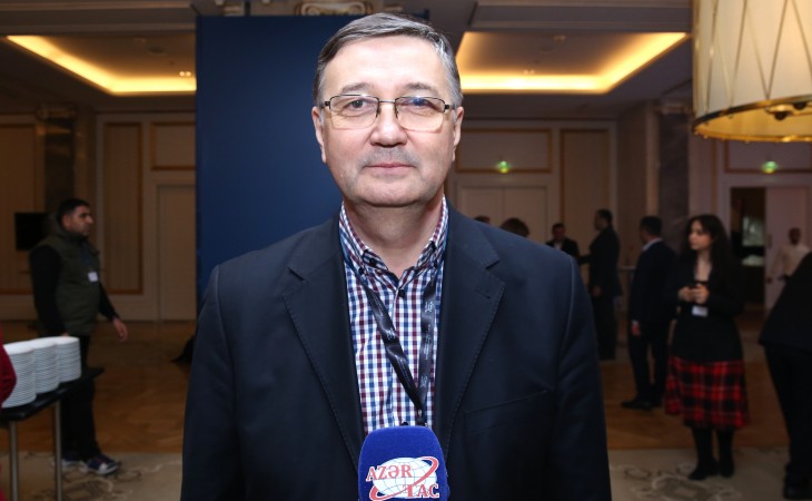 Professor: Bakı Forumu yeni ideyaları bölüşmək üçün daha böyük platformaya çevrilir