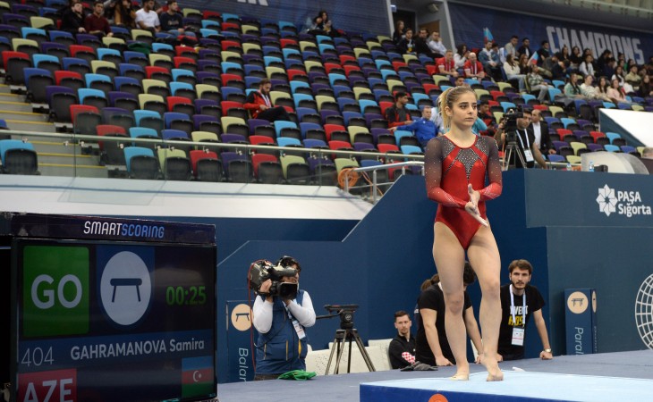 Dünya kuboku: Gimnastımız Samirə Qəhrəmanova proqramını təqdim edib