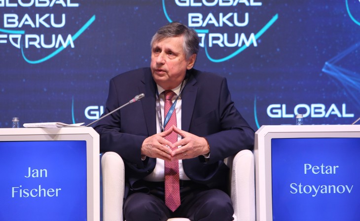 Ян Фишер: Очень рад находиться в Баку и участвовать в Глобальном Бакинском форуме